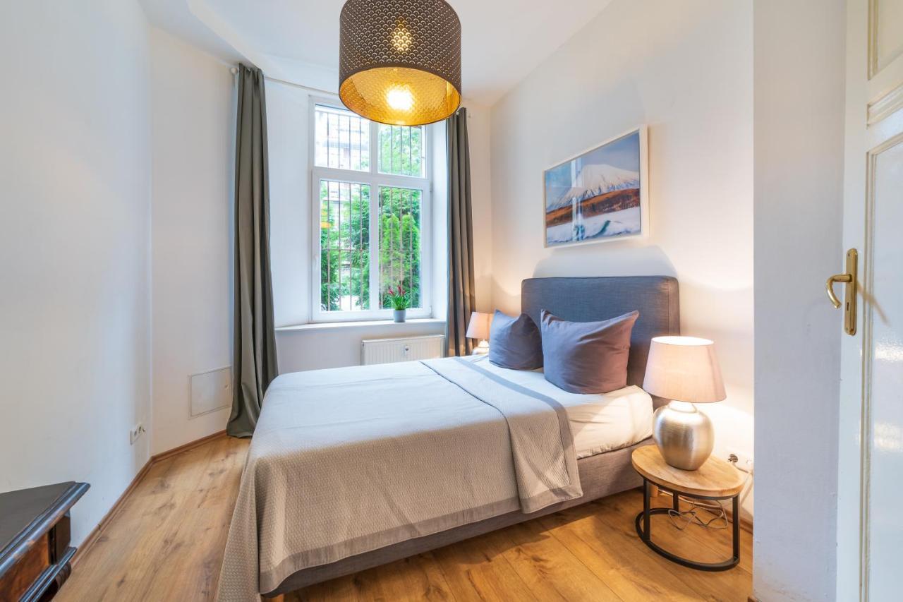 Boediker Loft, 3 Bedroom App With 2 Bath Rooms In Friedrichshain Up To 9 Berlin Luaran gambar
